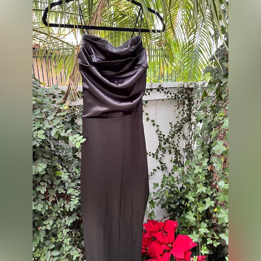 Women’s black homecoming maxi dress